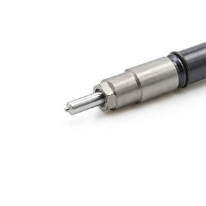 Conjunto de Inyector de Combustible Diesel Common Rail 23670-30400 23670-39365 295050-0200 295050-0460 - Product Image 6