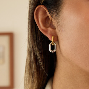 Pendientes de aro doble de acero inoxidable con bloques de color, diseño geométrico, para uso diario - Product Image 2