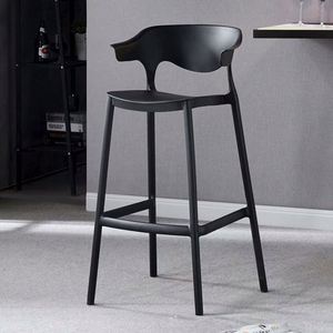 <span class=keywords><strong>Tabouret</strong></span> <span class=keywords><strong>de</strong></span> <span class=keywords><strong>bar</strong></span> moderne en métal pour l'extérieur, style <span class=keywords><strong>industriel</strong></span>, mobilier design moderne, <span class=keywords><strong>tabouret</strong></span> <span class=keywords><strong>de</strong></span> <span class=keywords><strong>bar</strong></span> empilable noir avec siège en PP - Product Image 1