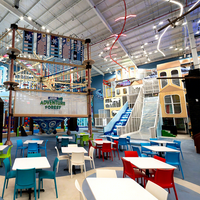 Parc d'aventure intérieur thématique personnalisé de 3000 m² et solution clé en main FEC avec trampoline, parcours de cordes et montagnes russes aériennes par Cheer Amusement
