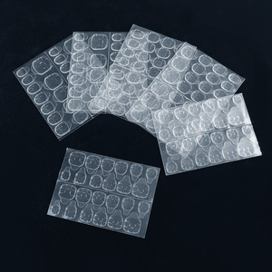 Pegatinas adhesivas transparentes de gelatina de doble cara 3D de fábrica personalizadas, suministros adhesivos invisibles impermeables <span class=keywords><strong>para</strong></span> <span class=keywords><strong>uñas</strong></span>, venta al por mayor - Product Image 5