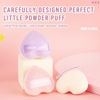 Grande bouffée de poudre pelucheuse Fabricants Logo personnalisé Bouffée de poudre Houppette en forme de coeur pour maquillage violet