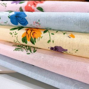 Mouchoir carré en coton pour femme, imprimé floral, tissé, sans azo, pour cadeau de mariage ou décoration - Product Image 3