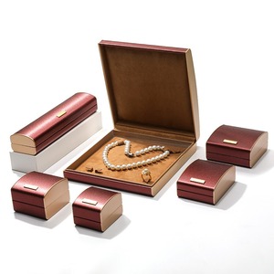 Custom High end gold border jewelry packaging box brushed <b>leather</b> ring pendant <b>bracelet</b> box jewelry box arched jewelry box - Product Image 5