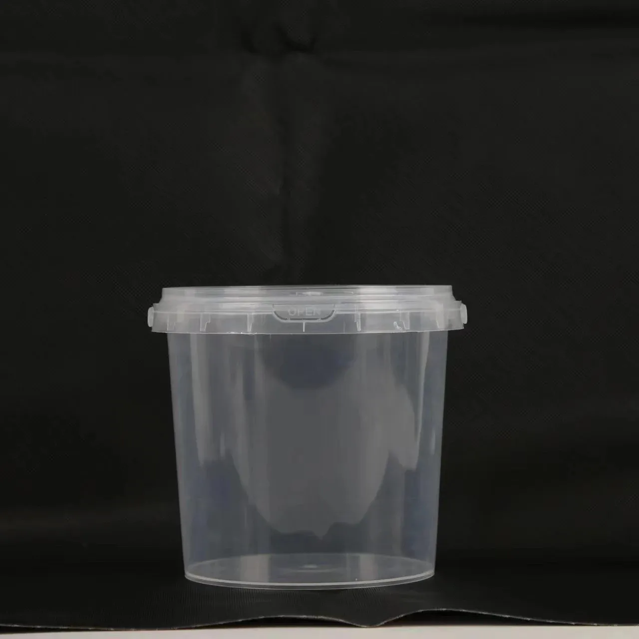 Tek kullanımlık plastik kutu polipropilen aperatif kova