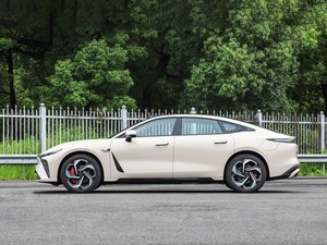 Exeed <span class=keywords><strong>ES</strong></span> 2027 Berlina di Medie-Grandi Dimensioni a Autonomia Estesa 255 Ultra AWD Edizione LiDAR Nuova o Usata Disponibile - Product Image 3