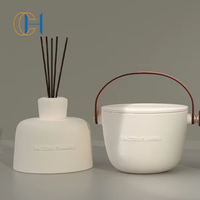 C & H Coffret cadeau de bougie d'aromathérapie de luxe en céramique blanche personnalisée de 150ml avec plateau