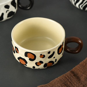 Nuova Tazza da Caffè in Porcellana Smaltata Leopardata da 300ml, Impilabile, Fatta a Mano, Riutilizzabile, per Caffè/Cappuccino/Latte - Product Image 4