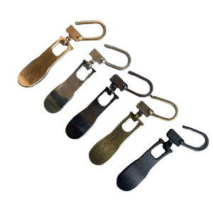 Glissières de fermeture éclair et accessoires en alliage de zinc gravés sur mesure et détachables pour sweats à capuche - Product Image 4