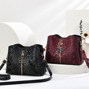 Hot Selling Butterfly Handbags Casual PU Totes Durable Leather Crossbody Bags - Product Image 6