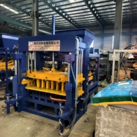 Machine hydraulique automatique à haut rendement pour la fabrication de blocs creux 4-15 et de briques pleines