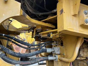 Powerful Output Second Hand CAT986H Wheel Loader For Bulk Material Handling Works - Product Image 4