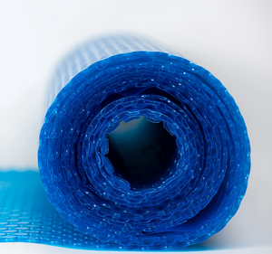 Suministro de fábrica cubierta de <span class=keywords><strong>piscina</strong></span> de PVC retráctil rectangular <span class=keywords><strong>flotante</strong></span> cubierta solar de <span class=keywords><strong>piscina</strong></span> segura y ecológica - Product Image 2