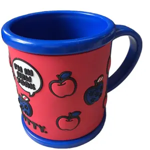 Tasse en caoutchouc 3D en relief pvc souple personnalisé pour enfants