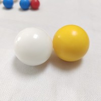 Vente en gros de billes de paintball en plastique POM de couleur personnalisée, calibre 68, 17,3 mm, solides