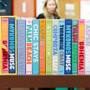 Colorido Ibiza Holiday Pink Cajas de libros falsos que se pueden abrir Libros de imitación nórdicos para decoración Caja de almacenamiento Fotografía Prop Libros Modelo - Product Image 2