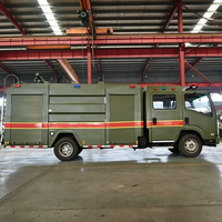 Nouveau camion de pompiers Isuzu à double cabine Amy Green 5 000 litres 950 gallons 4x2 Diesel Euro 3 avec réservoir d'eau
