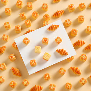 Jouets alimentaires simulés de style mixte, accessoires en résine époxy DIY, colle crème, fabrication artisanale, aimants de réfrigérateur décoratifs - Product Image 3