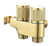 Vanne d'angle de toilette Robinet de pulvérisation bidirectionnel Robinet à double sortie en pouce Vanne triangulaire à noyau de cuivre murale pour salle de bain de toilette