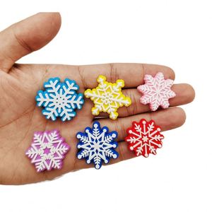 Colorido copos de nieve lápiz <span class=keywords><strong>Topper</strong></span> al por mayor lápices de dibujos animados toppers <span class=keywords><strong>lilo</strong></span> y anime PVC pluma toppers niños PENC decoraciones encantos - Product Image 1