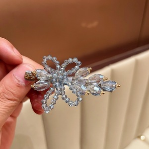 Pince à <span class=keywords><strong>cheveux</strong></span> en cristal faite à la main haut <span class=keywords><strong>de</strong></span> gamme pour <span class=keywords><strong>femme</strong></span>, style doux, cadeau – Pinces pour l'arrière <span class=keywords><strong>de</strong></span> la tête et les queues <span class=keywords><strong>de</strong></span> <span class=keywords><strong>cheval</strong></span> - Product Image 2