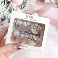 Ongles Press-on 3D de Haute Qualité avec Breloques et Diamants Scintillants – Ongles Press-on de Luxe Amande Moyenne – Vente en Gros
