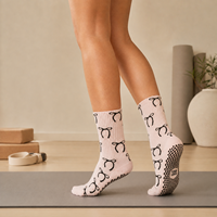 Chaussettes de yoga et de Pilates pour femmes avec logo personnalisé, antidérapantes, confortables, respirantes, chaussettes de sport personnalisées pour le fitness