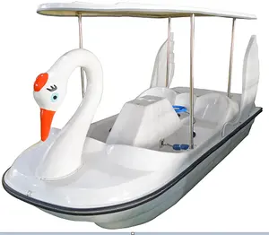 ขายร้อนเรือเหยียบน้ําหรูหราน่ารัก Swan เรือไฟเบอร์กลาสเหยียบน้ําเรือเด็ก Aqua สําหรับสวนน้ํา