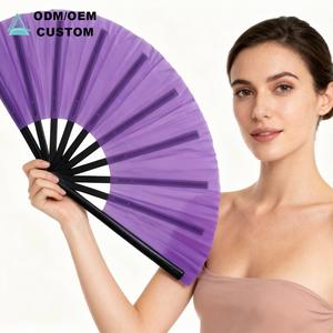 Vente en gros de ventilateurs à main en plastique personnalisés de 13 pouces, 100 % polyester, blancs pour sublimation, bricolage, ventilateur pliable - Product Image 2