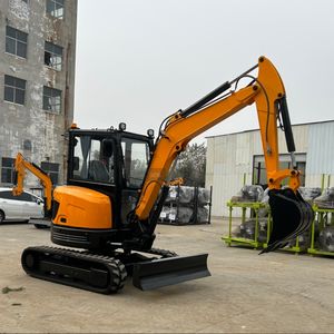 Precio del agente Motor Kubota de 4 toneladas Mini excavadora Maquinaria sobre orugas Cilindro hidráulico Liyuan Garantía de 1 año Nueva excavadora pequeña - Product Image 1