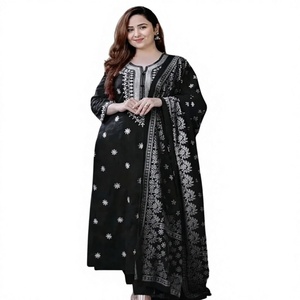 Conjunto de Kurta de Algodón Negro Bordado para Mujer, Largo hasta la Rodilla, con Diseño Floral Hecho a Mano, Estilo Bohemio, Cuello Redondo, Corte Regular, para Verano - Product Image 1