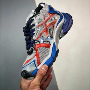 รองเท้าผ้าใบแฟชั่นผู้หญิงคุณภาพสูง สไตล์ลำลองสำหรับผู้ชาย รองเท้าลำลองทันสมัยสำหรับกิจกรรมกลางแจ้ง รองเท้าดีไซน์หรูหราทันสมัย - Product Image 5