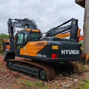 Used <strong>Hyundai</strong> <strong>220</strong> <strong>Excavator</strong> R220LC-9S 22 Ton South Korea 2022 Engine Pump Gearbox - Product Image 1