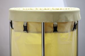 <span class=keywords><strong>Chariot</strong></span> à <span class=keywords><strong>linge</strong></span> rond moyen Design moderne avec cadre <span class=keywords><strong>en</strong></span> acier Sac amovible Panier à <span class=keywords><strong>linge</strong></span> roulant avec roulettes pour hôtels - Product Image 4