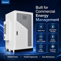 Système de stockage d'énergie hors réseau commercial et industriel Solard 50 kW 200 kWh, armoire de batterie LiFePO4 extérieure avec refroidissement par air PCS
