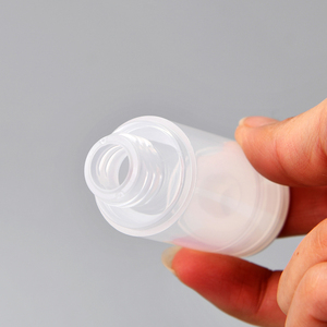 Flaconi Airless Vuoti in Plastica per Cosmetici, Protezione <span class=keywords><strong>Solare</strong></span>, Fondotinta, <span class=keywords><strong>Spray</strong></span> Corpo, Flacone con Pompa Airless <span class=keywords><strong>50</strong></span> ml - Product Image 4