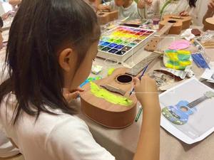 Mini ukelele pequeño de madera con pintura DIY de 23 pulgadas, guitarra personalizada para niños, cursos creativos de educación para la primera infancia - Product Image 4