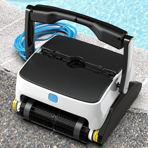 Potente aspirador de piscinas para la recolección de hojas y residuos pesados - Product Image 2