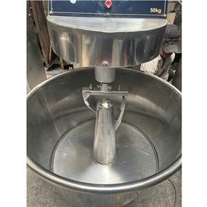 Mezcladora Especializada de 10 kg Para Panadería, Calidad Superior, 3 kW, Condición Nueva con 1 Año de Garantía, 1180x560x1100, 220V/380V, Origen Vietnam - Product Image 3