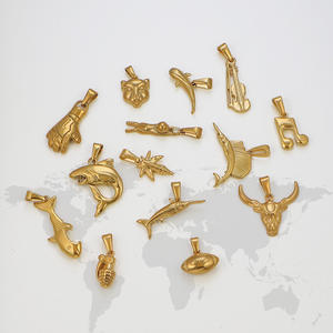 Colgante de Acero Inoxidable con Baño de Oro PVD de 18K, Diseño de Vida Marina: Tiburón, Pez Espada, Mantarraya, Delfín, Violín, Nota <span class=keywords><strong>Musical</strong></span>, Guante - Product Image 1