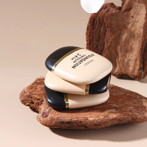 <span class=keywords><strong>BB</strong></span> <span class=keywords><strong>Cream</strong></span> dissimule naturellement les imperfections, hydrate sans gras, maintient le maquillage et améliore le teint - Product Image 1