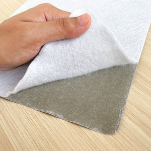 Revêtement <span class=keywords><strong>de</strong></span> <span class=keywords><strong>sol</strong></span> imperméable à l'eau bon marché en grain <span class=keywords><strong>de</strong></span> bois, rouleau <span class=keywords><strong>de</strong></span> panneau <span class=keywords><strong>de</strong></span> base en vinyle, feutre huilé, rouleau <span class=keywords><strong>de</strong></span> revêtement <span class=keywords><strong>de</strong></span> <span class=keywords><strong>sol</strong></span> en plastique - Product Image 3