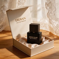 Flacon de parfum carré personnalisé 30ML 50ML 100ML, flacon de parfum en verre noir bleu vide avec couvercle noir