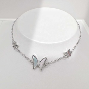 Pulseras de cadena de mano personalizadas de latón chapado en oro de 18k con mariposa, para mujer, moda, con gemas y conchas, venta al por mayor, amistad, verano - Product Image 2