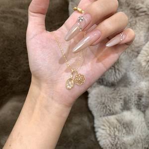 Collar con Colgante de Diamante Azul Marino y Plata Pura S925 Wenchi, Diseño Geométrico con Toque de Lujo, China - Product Image 5