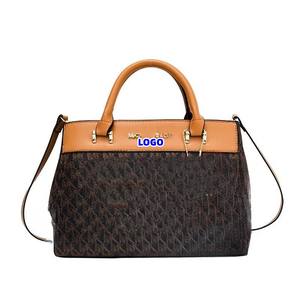 女性用高級大容量メッセンジャーバッグファッションブランド<span class=keywords><strong>M</strong></span>プリントトートハンドバッグ新シニアデザイン - Product Image 1