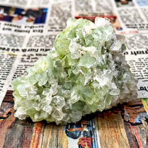 Vente en gros de figurines en apophyllite verte colorée, pierres précieuses naturelles, respectueuses de l'environnement, sur le thème de l'amour, cadeaux en cristaux - Product Image 6
