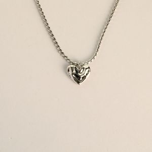 Collar de corazón de acero inoxidable a la moda, colgante de corazón de doble cara, joyería para el Día de San Valentín para novia - Product Image 4