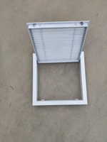 Grille de ventilation carrée moderne en alliage d'aluminium ouvrable pour plafond, idéale pour la ventilation des hôtels, construction durable et facile à installer