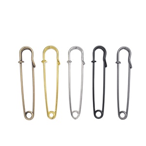 <span class=keywords><strong>Grande</strong></span> <span class=keywords><strong>épingle</strong></span> de sûreté de différentes tailles et couleurs en métal doré <span class=keywords><strong>grande</strong></span> <span class=keywords><strong>épingle</strong></span> pour vêtements sacs <span class=keywords><strong>à</strong></span> main Badges-Griffe de pouce de qualité - Product Image 2